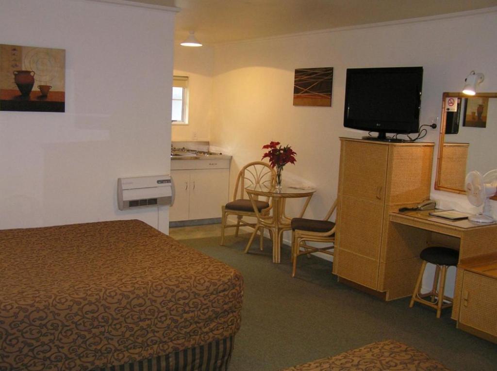 Coachman 4*